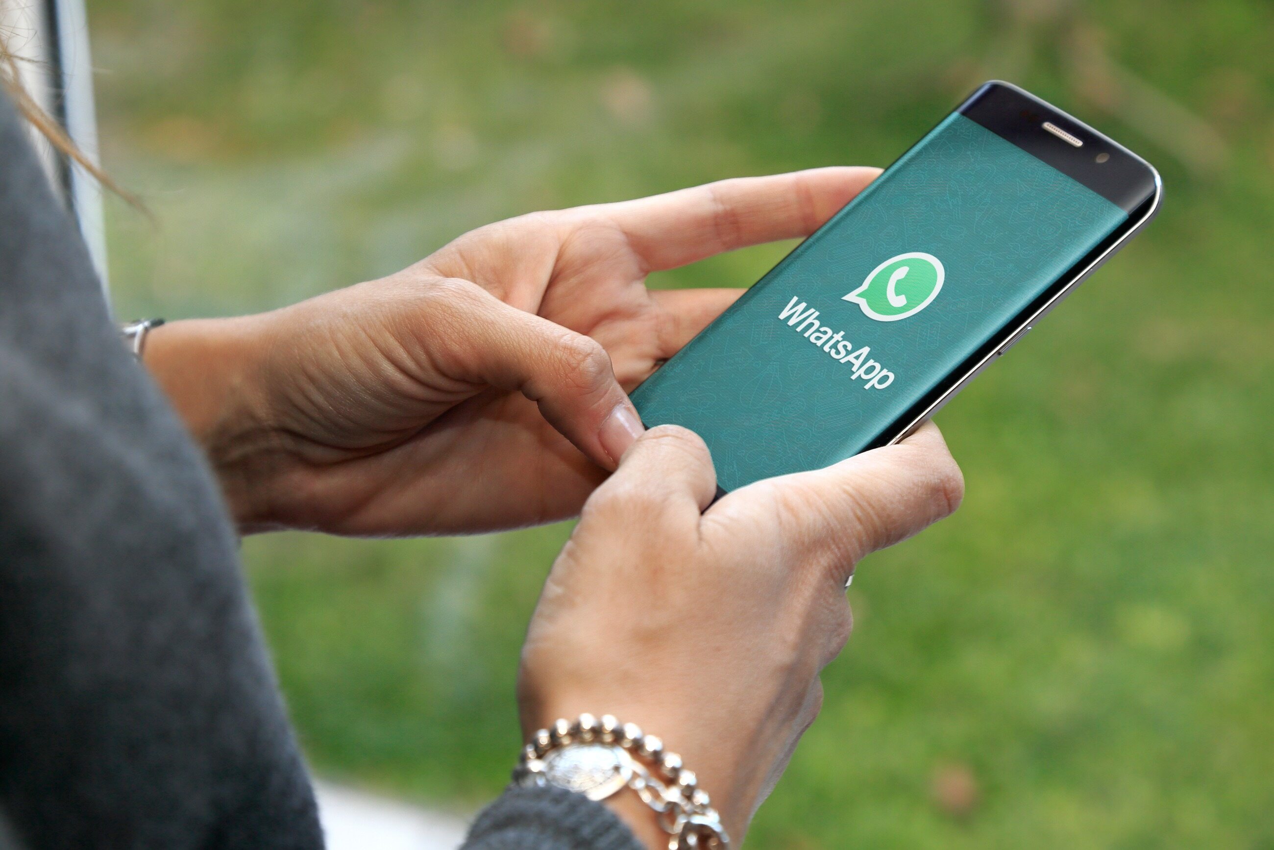 WhatsApp начинает ограничивать часть функций у ряда пользователей WhatsApp начинает ограничивать часть функций у ряда пользователей